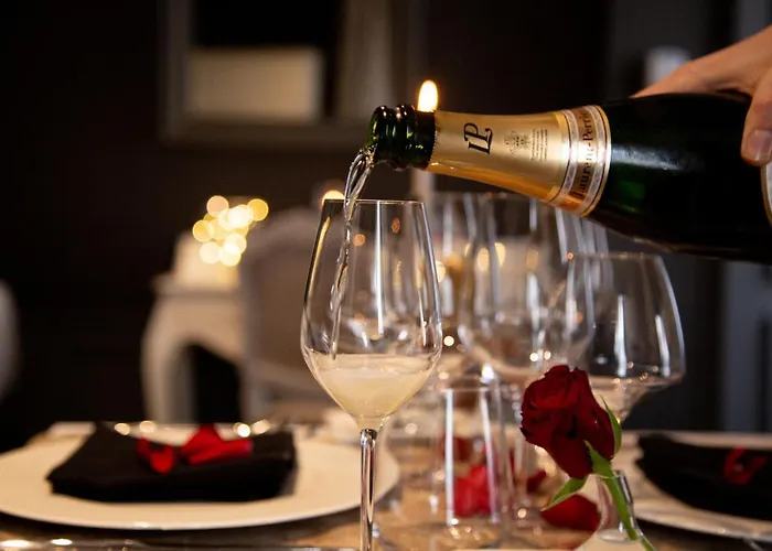 Le Lion D'or Et Restaurant La Table Du Lion Hotel 4*