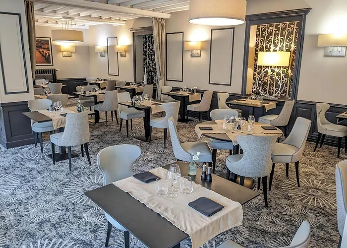 Hotel Le Lion D'or Et Restaurant La Table Du Lion Bayeux