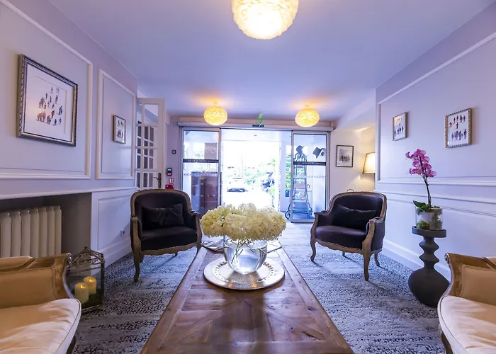 Le Lion D'or Et Restaurant La Table Du Lion Bayeux