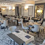 Hotel Le Lion D'or Et Restaurant La Table Du Lion Bayeux