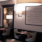 Le Lion D'or Et Restaurant La Table Du Lion Hotel