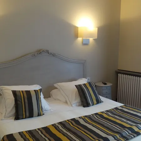 Le Lion D'or Et Restaurant La Table Du Lion Hotel 4*