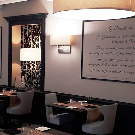 Le Lion D'or Et Restaurant La Table Du Lion Hotel