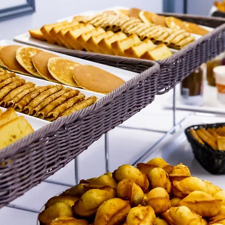 Le Lion D'or Et Restaurant La Table Du Lion Hotel Bayeux