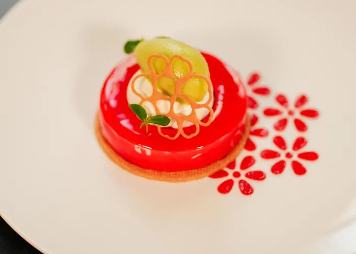 Le Lion D'or Et Restaurant La Table Du Lion Bayeux