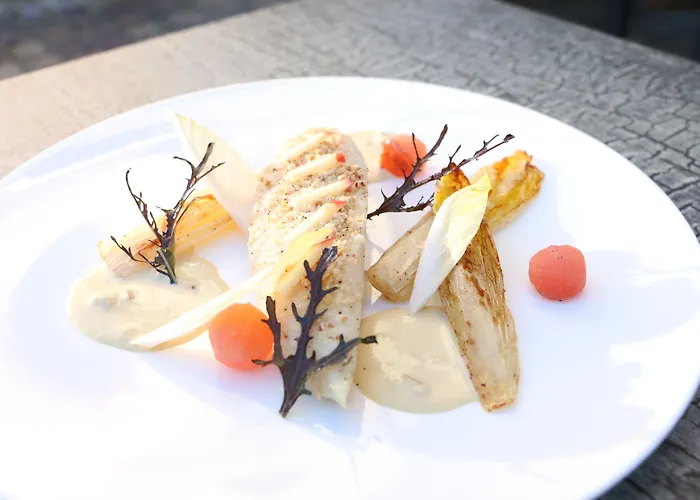 Hotel Le Lion D'or Et Restaurant La Table Du Lion Bayeux