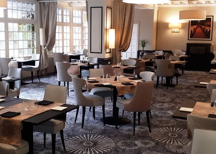 Le Lion D'or Et Restaurant La Table Du Lion Hotel Bayeux