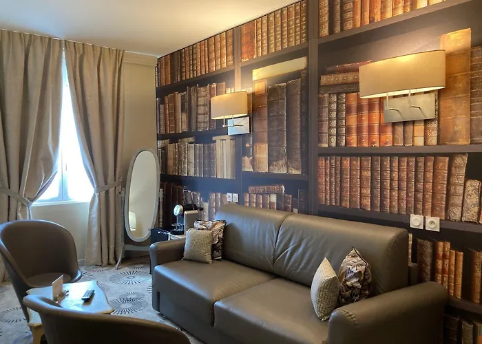 Le Lion D'or Et Restaurant La Table Du Lion 4*