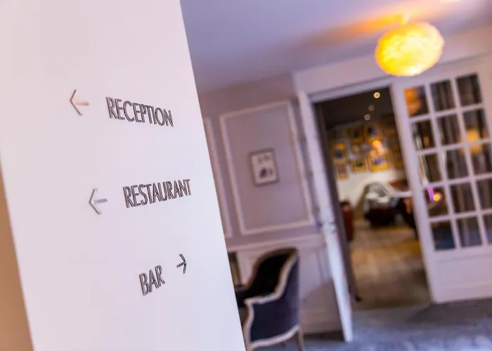 Hotel Le Lion D'or Et Restaurant La Table Du Lion Bayeux